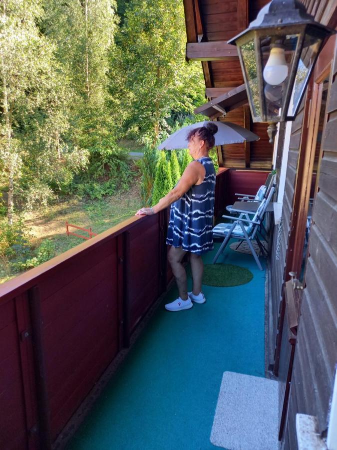 Monteurwohnung Aroba Fehrenbach Bagian luar foto