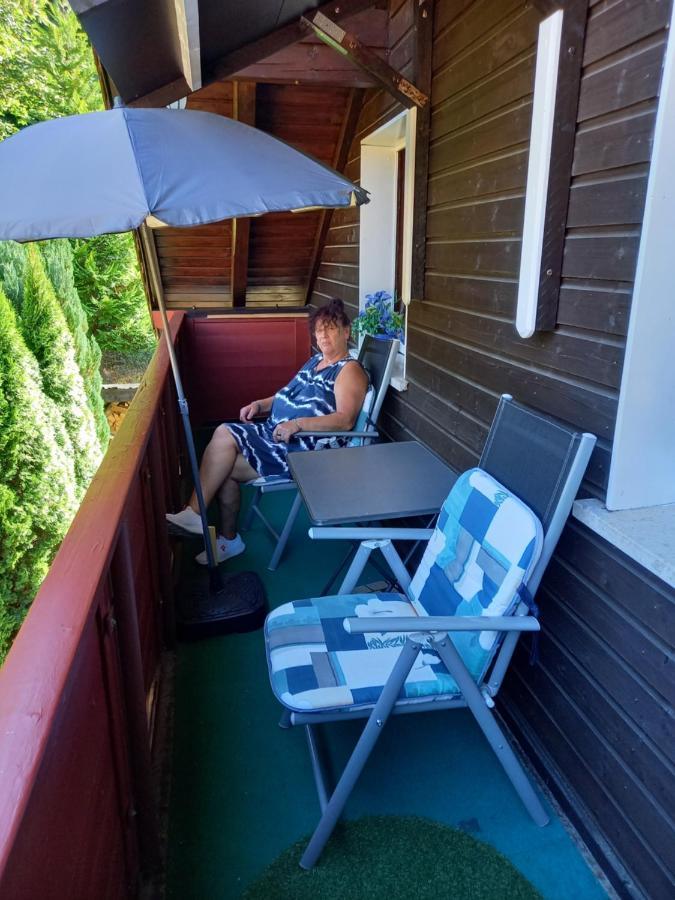 Monteurwohnung Aroba Fehrenbach Bagian luar foto