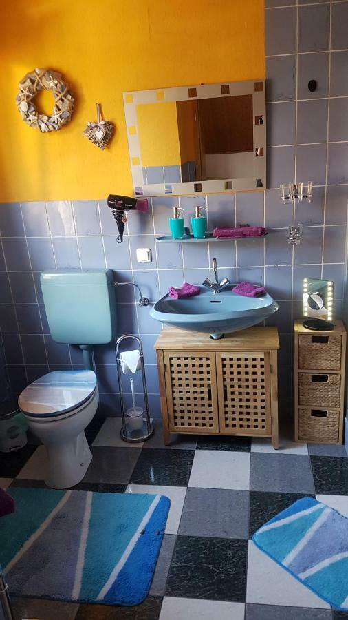 Monteurwohnung Aroba Fehrenbach Bagian luar foto